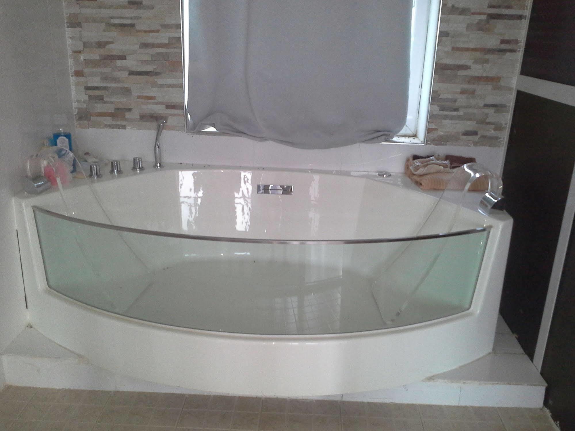 Volta Hotel Akosombo Kültér fotó